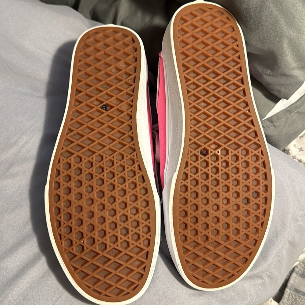 Vans - Picture 5 of 5